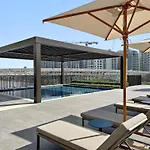 1Br Palace Residences, City View